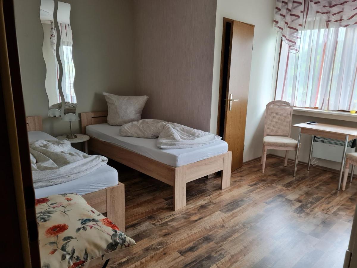 Hotel Restaurant Moselblick Винтрих Экстерьер фото